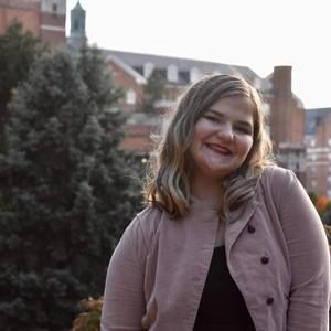 Meet your Posher, Olivia